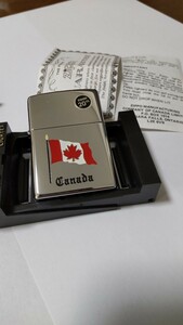 未使用　CANADA　ZIPPO　カナダジッポー　＃250　FLAG　OF　CANADA　2001年製造　未開封　希少品　新品