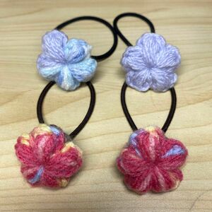 ハンドメイド ヘアアクセサリー 毛糸 花モチーフ 4個セット