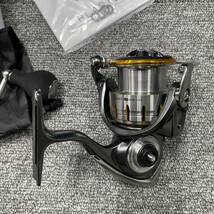 新品 Daiwa 18ブラスト LT 4000-CXH スピニングリール　ダイワ_画像6