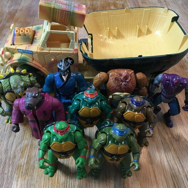 TMNT TURTLES ミュータント ニンジャ タートルズ プレイメイツ タカラ アメコミ 海外ビンテージトイ 変身フィギュア9体 キャリアset 1992