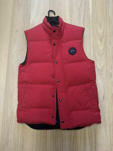 CANADA GOOSE ダウンベスト RED GARSON 