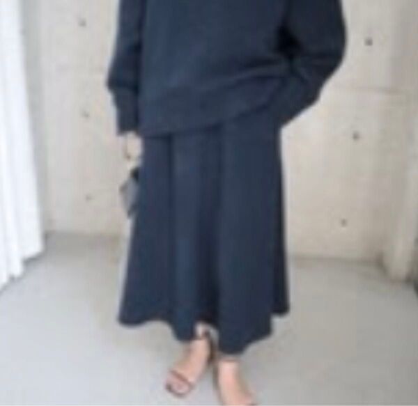 ella wool boa skirt (navy)