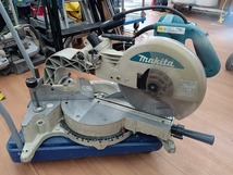 中古品 makita マキタ 305mm スライドマルノコ LS1213_画像1