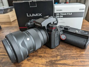 LUMIX S5Ⅱ SIGMA 28-70mm f2.8 バッテリーグリップ