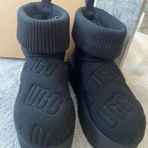 UGG Classic Mini Platform Felted 厚底 ブーツ