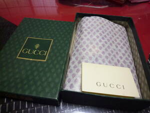 GUCCIがま口２つ折女性用財布