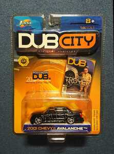 1/64 JADA TOYS 2001 シェビー アバランチ DUB CITY