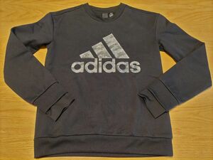 adidas。アディダス。トレーナー。スウェット。サイズ140。指穴付。裏起毛。ブラック。黒。