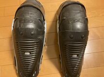 ★ZERO７　ニーシンガード★ 中古　バイク用プロテクター_画像6