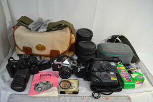 C15）フィルムカメラ　Canon　EOS Kiss　レンズ3本・PENTAX ME SUPER・SONY　VIDEO　WALKMAN・オリンパス・京セラコンパクトカメラ
