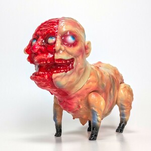 KAIJU TAN PIG PIG MAN 人面豚 肌色成型 Split Face ソフビ フィギュア