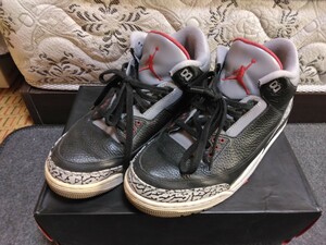 NIKE AIR JORDAN Ⅲ RETRO BLACK/FIRE RED-CEMENT GREY エアジョーダン 3 136064-010 黒セメント 灰 国内正規品 US10.5 28.5cm 中古 2011年