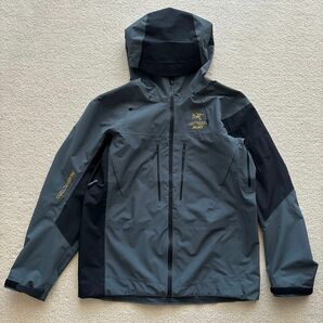 Palace Arc'teryx Alpha SV Jacket