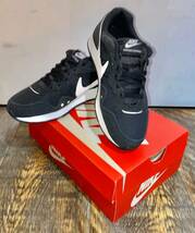 【No.454】NIKE VENTURE RUNNER ナイキ ベンチャー ランナー スニーカー BLACK/WHITE 黒/白 24cm CK2948 001 現状品_画像1