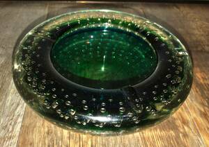 【No.379】昭和レトロ 気泡入り ガラス製 灰皿 グリーン 緑 ヴィンテージ 中古品