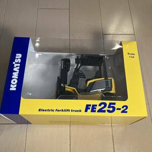 コマツ ミニカー KOMATSU 小松製作所　プラモデル　FE 25 - 2 1/24 非売品　レア　働く車　おもちゃ