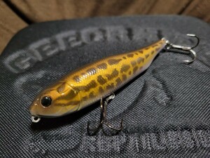 ★Megabass★GIANT DOG-X メガバス ジャイアント ドッグX ライギョ系カラー リペイント 美中古品 Length 98mm Weight 1/2oz ペンシルベイト