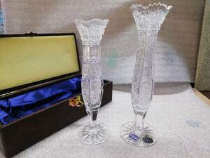 ◆BOHEMIAガラス◆MADE IN チェコ【ボヘミアガラス　一輪挿し花瓶★２つ】保管品