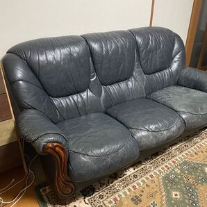 【値下げ中】3人がけソファ 本皮イタリア製 ビンテージ