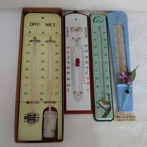 a24 温度計 昭和レトロ 壁掛け 当時物 木製 レトロ 温度計 動作未確認 希少 湿度計
