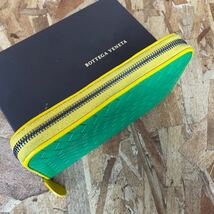 1円~美品 ボッテガヴェネタ イントレチャート ラウンドファスナー BOTTEGA VENETA 長財布 男女 小銭入れ 札入れ バイカラー■新型_画像3