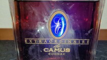 記載写真間違えた為再出品 未開栓 CAMUS EXTRAORDINAIRE COGNAC カミュ エクストラ コニャック上の木のコルク部分ちぎれ。外観は細かい汚れ_画像7