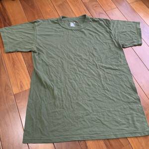 沖縄 米軍放出品 SOFFE Tシャツ トレーニング　ランニング　OD MEDIUM (管理番号HI206)