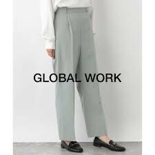 ☆GLOBAL WORK　グローバルワーク　ウツクシルエットストレートパンツ　ライトグリーン　サイズＭ　美品