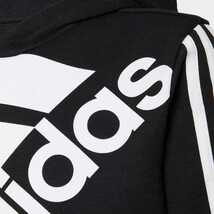 新品★送料込み!!★adidas★アディダス★130★ビッグロゴが大人気!!長袖パーカー★ブラック★黒★スウェット★即決_画像3