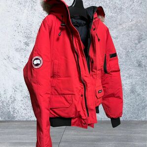 人気ブランド☆CANADA GOOSE カナダグース ダウンジャケット 赤