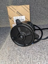 トヨタ純正部品　コンデンサファンモーター 88550-26110　　DENSO 262400-1100　未使用品 動作確認済_画像3