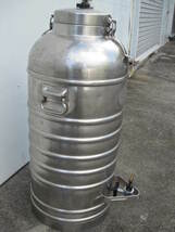 米軍放出品 大容量 ステンレス 水缶 水タンク ウォータージャグ　Vacuum Can Company U.S _画像2