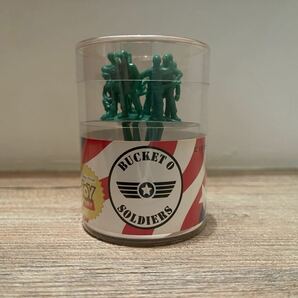 トイストーリー TOYSTORY バケットオブソルジャー グリーンアーミーメン ピックセット BUCKET O SOLDIERS GREEN ARMY MEN PICK SETの画像1