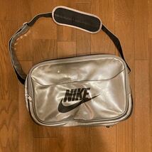 adidas エナメル スポーツバッグ バッグ ナイキ NIKE エナメルバッグ ショルダーバッグ _画像1
