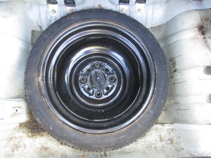 カルタス　H9　スペアタイヤ　AA44S　26U　T115/70D14 ４穴マルチ