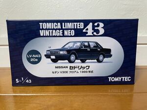 トミカ リミテッド ヴィンテージ ネオ 1/43 ニッサンセドリックセダン V30E ブロアム 1989年式 新品未使用 紺 ミニカー トミーテック