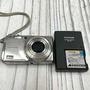 m002 E1(30) FUJIFILM フジフィルム FINEPIX F70 EXR デジタルカメラ 充電器付 通電OK ジャンク