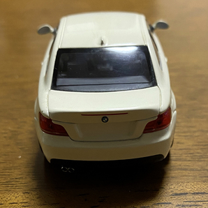 MINICHAMPS BMW 1シリーズ クーペ(E82) 135i ホワイト 1/43 ミニチャンプスの画像4