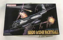 ドラゴン ゴールデンウィングシリーズ アラド 1:72 GOLDEN WINGS SERIES ARADO Ar234B NACHTIGALL DRAGON 未組立_画像1