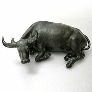 Art hand Auction Figurine of a cow (rubbing cow) No. 140526-53 Packing size 60, Handmade items, interior, miscellaneous goods, ornament, object