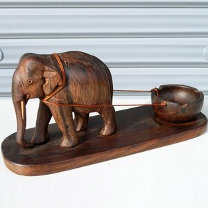 Art hand Auction Wooden elephant ornament ashtray No.171016-15 Packing size 60, Handmade items, interior, miscellaneous goods, ornament, object