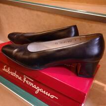 フェラガモ パンプス 正規品 Ferragamo 本革 靴_画像5