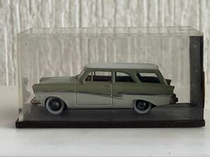 ブレキナ 1/87 フォード タウヌフ コンビ デラックス グリーン ホワイト BREKINA FORD TAUNUS KOMBI DE LUXE