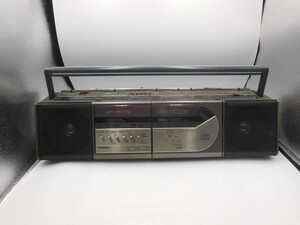 【HW65-56】【140サイズ】TOSHIBA 東芝/CDステレオラジオカセットレコーダー RT-CD2/ジャンク扱い/※傷・錆・汚れ有