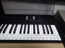 中古　MIDIキーボード　 KOMPLETE KONTROL S49_画像2