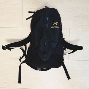 アークテリクス ARC'TERYX アロー22 Arro 22 Backpack ブラック BEAMS購入 アウトドア デイパック リュック 