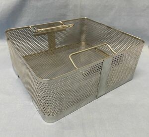 .. container for basket Mueller Genesis half-length basket unopened hospital animal hospital steel made small articles 