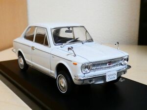 国産 名車コレクション 1/43 トヨタ カローラ 1966 白 ② アシェット 旧車 クラシックカー ミニカー S2