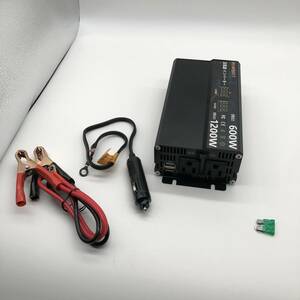 ROARBATT インバーター 正弦波 A1261 12v 100v 600W 瞬間出力1200Ｗ DC12V（直流）をAC100V（交流）に変換 カーインバーター 2.4AUSB