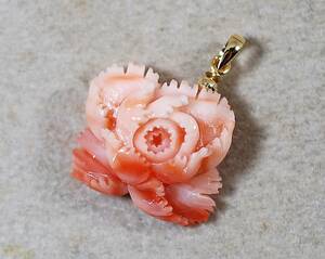 ￥100～K18可愛い繊細な薔薇カービング美しい!天然桃珊瑚10.22ct17.4×19.2㍉全長24.5㍉PT　